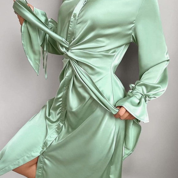 Hazel & Olive light green/mint silky satin shirt dress Size L - Picture 3 of 17
